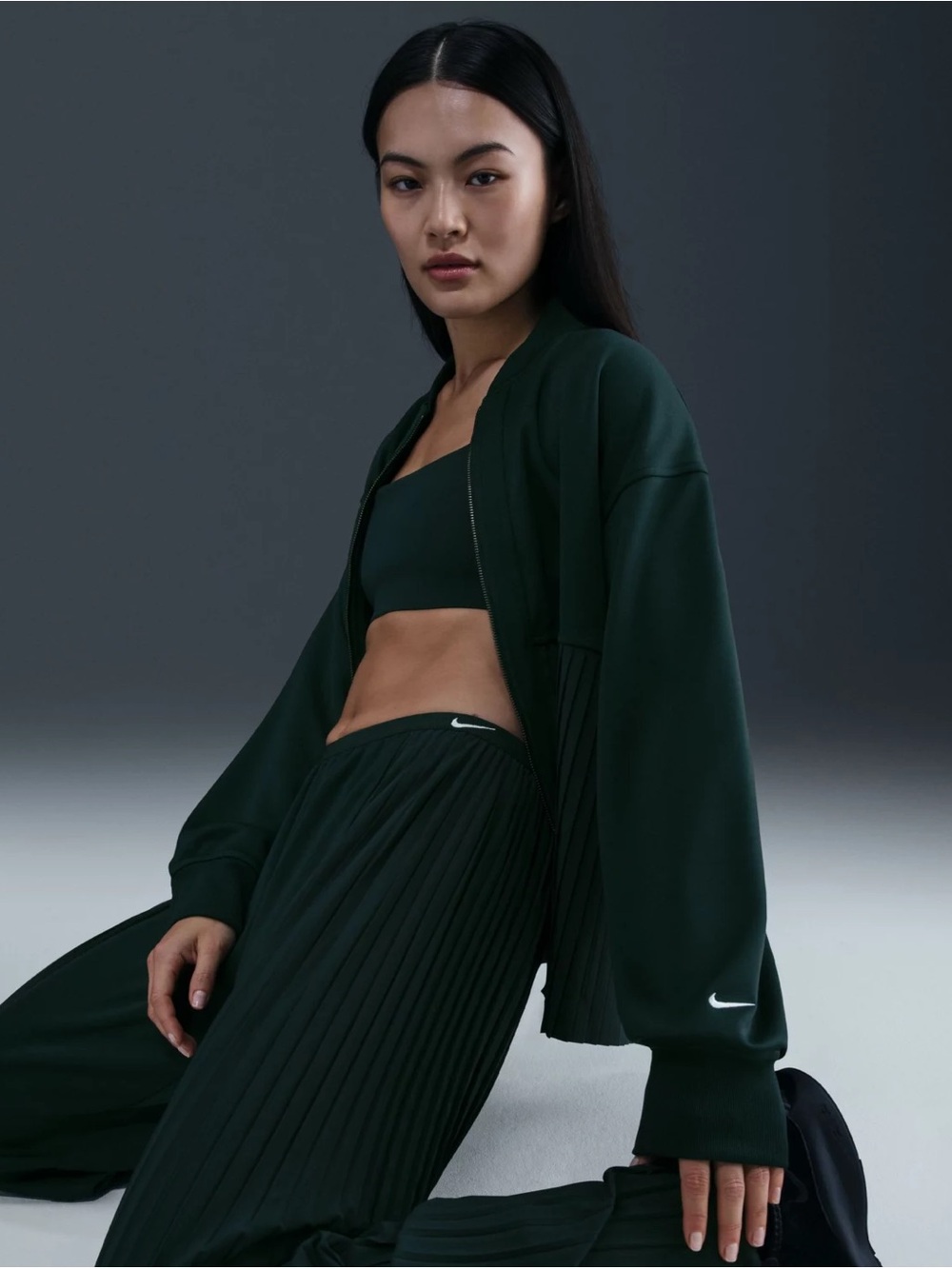 Nike Deep Green Pleated Athletic Jacket